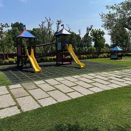 Villaggio Barbara Moniga del Garda Екстериор снимка
